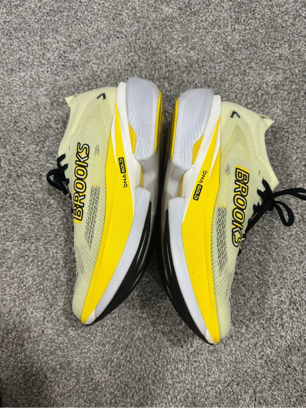 Brooks Men’s Hyperion Max 3 Running Shoes - Yellow/Black